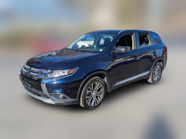 2016 Mitsubishi Outlander ES