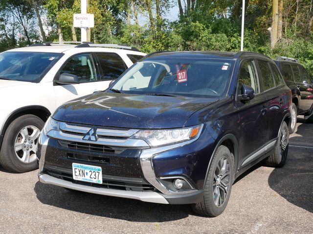 2016 Mitsubishi Outlander SE