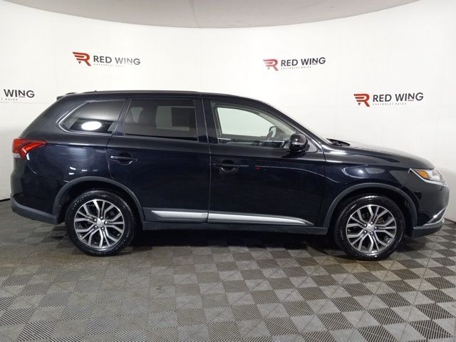 2016 Mitsubishi Outlander SE