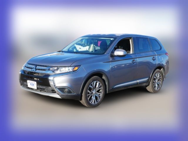 2016 Mitsubishi Outlander ES