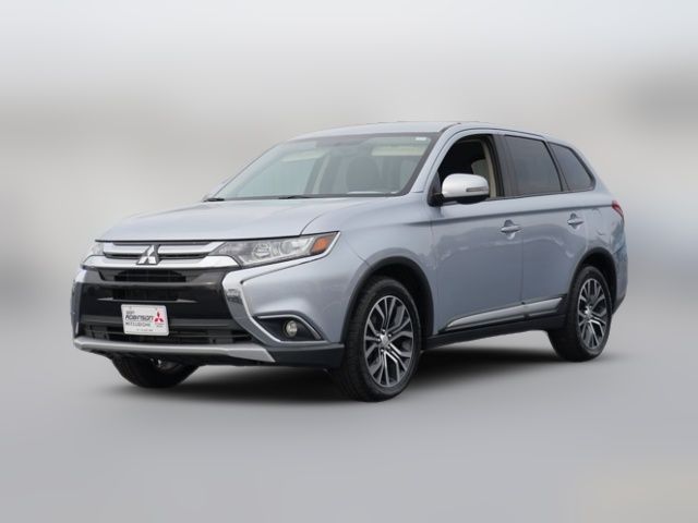 2016 Mitsubishi Outlander SE