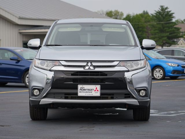 2016 Mitsubishi Outlander SE