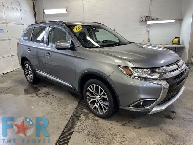 2016 Mitsubishi Outlander 