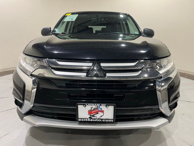 2016 Mitsubishi Outlander 