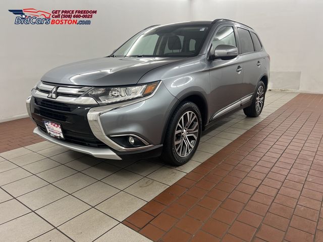 2016 Mitsubishi Outlander 