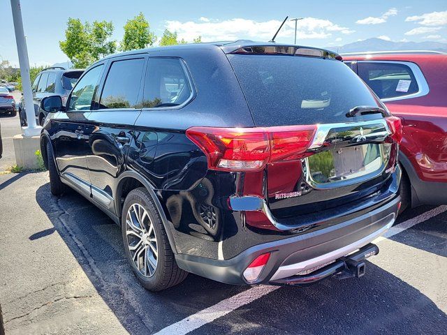 2016 Mitsubishi Outlander SE