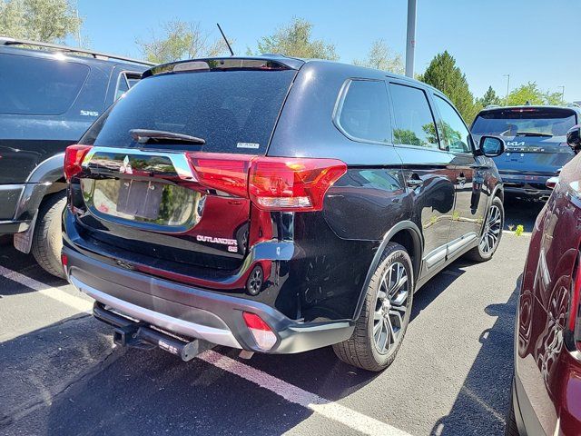 2016 Mitsubishi Outlander SE