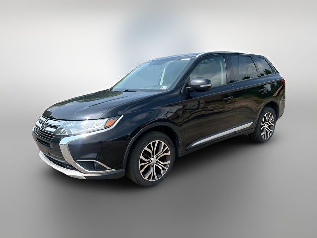 2016 Mitsubishi Outlander SE