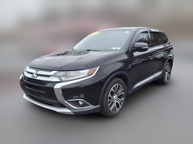 2016 Mitsubishi Outlander SE