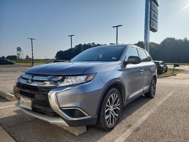 2016 Mitsubishi Outlander ES