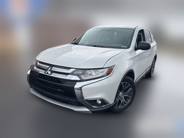 2016 Mitsubishi Outlander ES