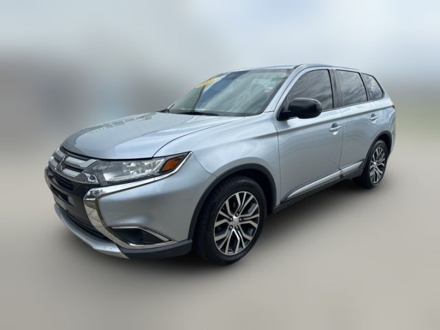 2016 Mitsubishi Outlander ES