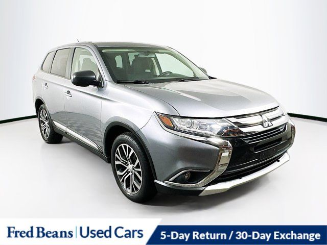 2016 Mitsubishi Outlander ES