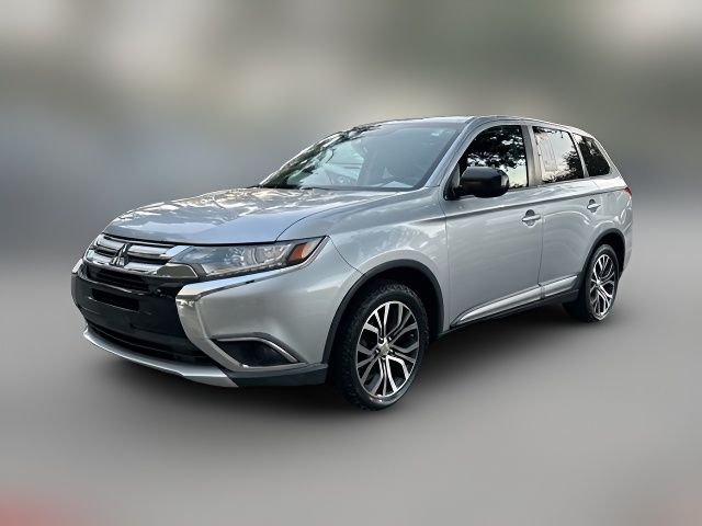 2016 Mitsubishi Outlander ES