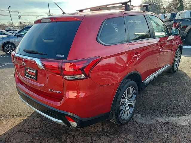 2016 Mitsubishi Outlander ES