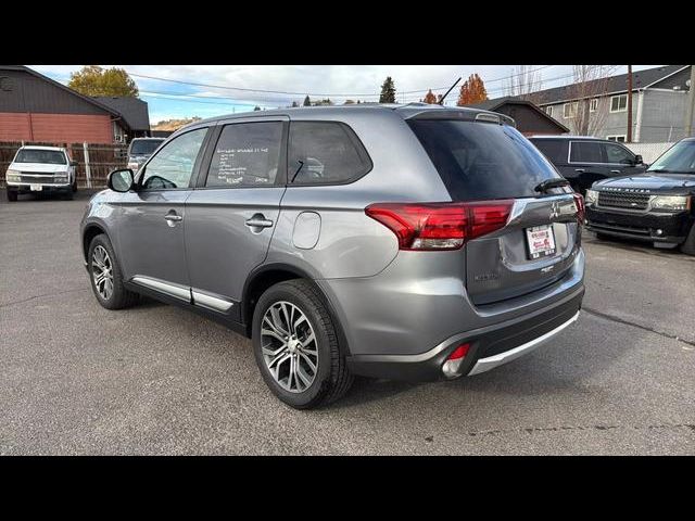 2016 Mitsubishi Outlander ES