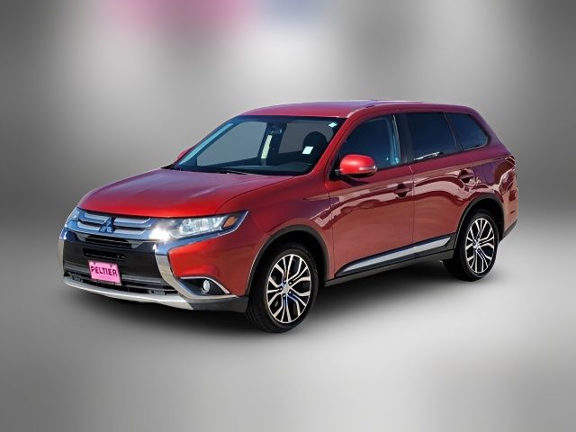 2016 Mitsubishi Outlander SE