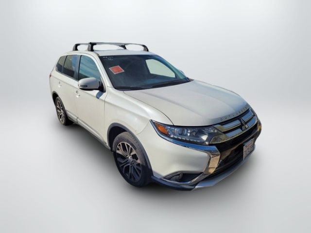 2016 Mitsubishi Outlander 