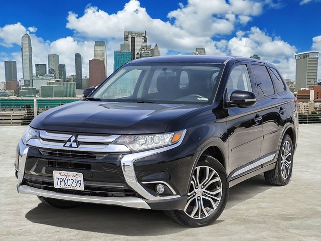 2016 Mitsubishi Outlander SE