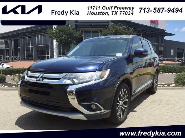 2016 Mitsubishi Outlander SE