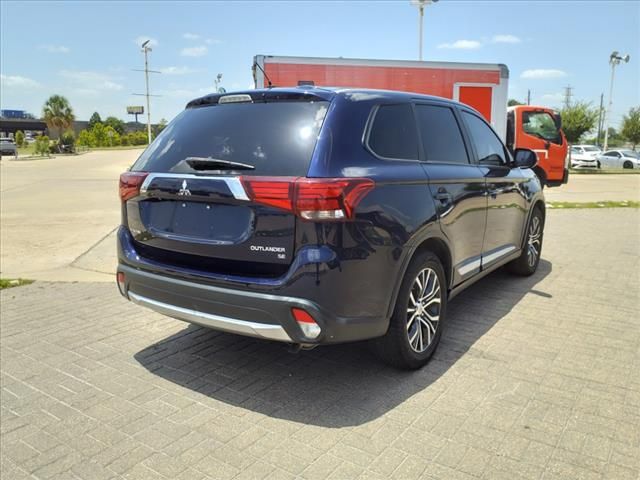 2016 Mitsubishi Outlander SE