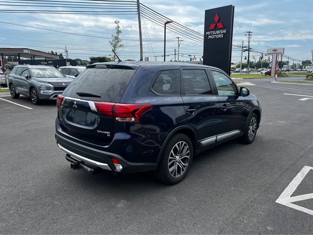 2016 Mitsubishi Outlander SE