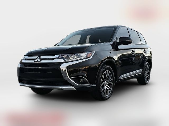 2016 Mitsubishi Outlander SE