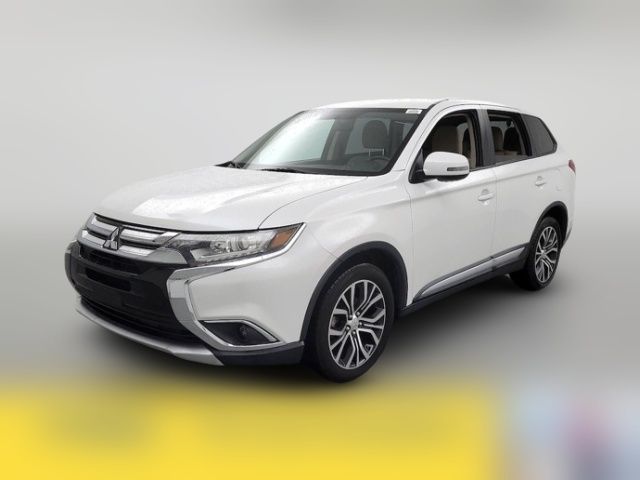 2016 Mitsubishi Outlander SE