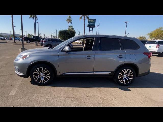 2016 Mitsubishi Outlander SE