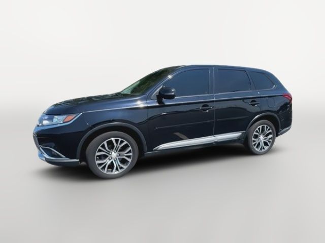 2016 Mitsubishi Outlander SE