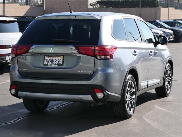 2016 Mitsubishi Outlander SE