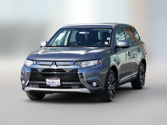 2016 Mitsubishi Outlander SE