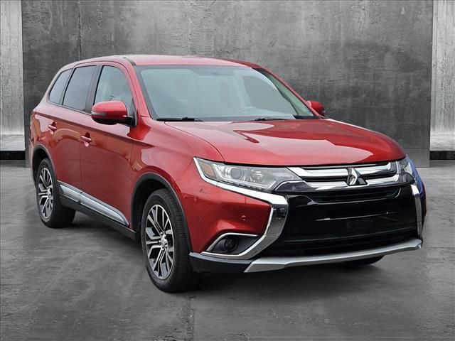 2016 Mitsubishi Outlander SE