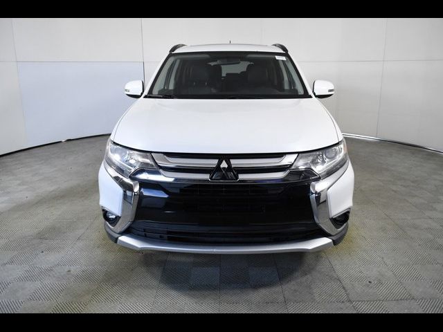 2016 Mitsubishi Outlander SE