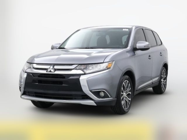 2016 Mitsubishi Outlander SE