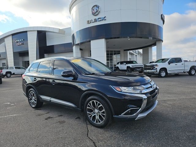 2016 Mitsubishi Outlander SE