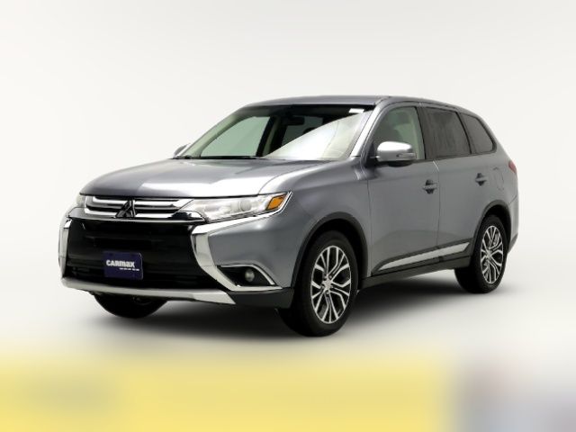 2016 Mitsubishi Outlander SE