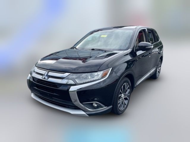 2016 Mitsubishi Outlander SE