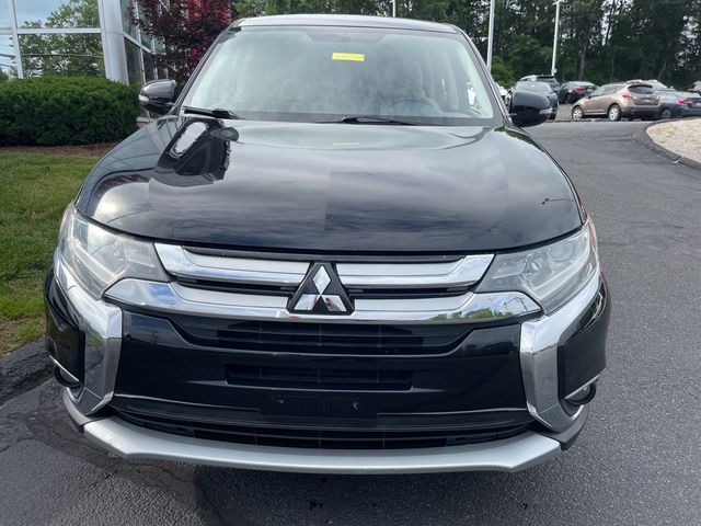 2016 Mitsubishi Outlander SE