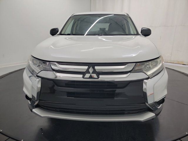 2016 Mitsubishi Outlander SE