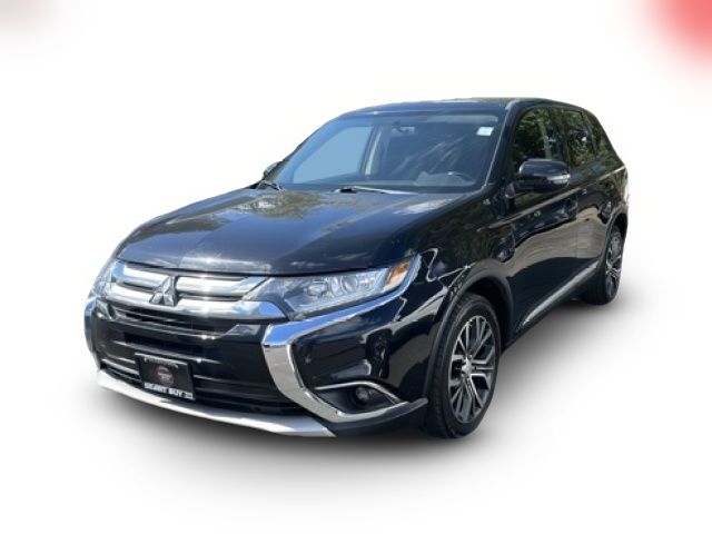 2016 Mitsubishi Outlander SE