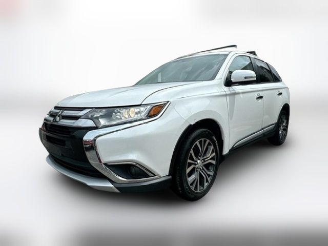 2016 Mitsubishi Outlander SE