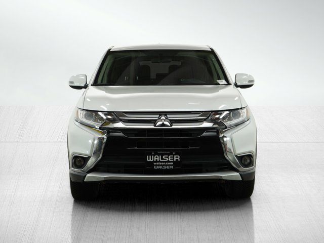 2016 Mitsubishi Outlander SE