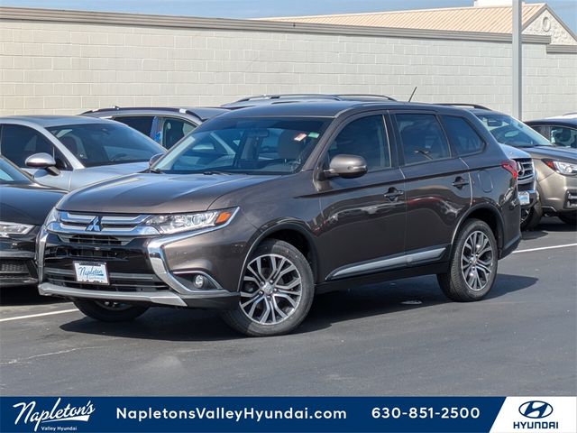 2016 Mitsubishi Outlander SE