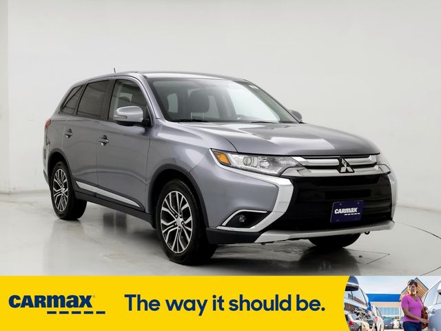 2016 Mitsubishi Outlander SE