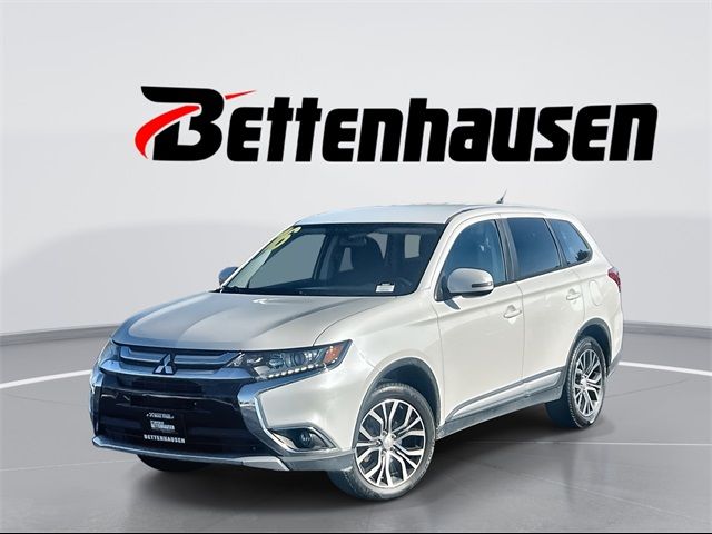 2016 Mitsubishi Outlander ES