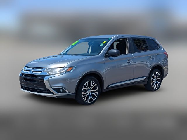 2016 Mitsubishi Outlander SE