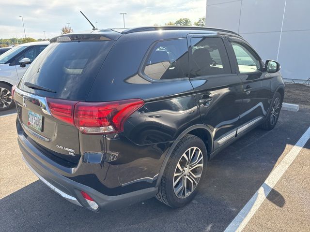 2016 Mitsubishi Outlander 