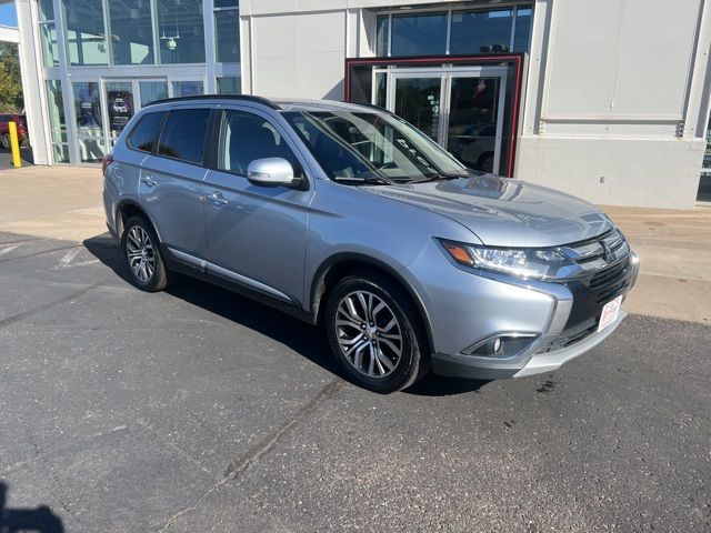 2016 Mitsubishi Outlander SEL