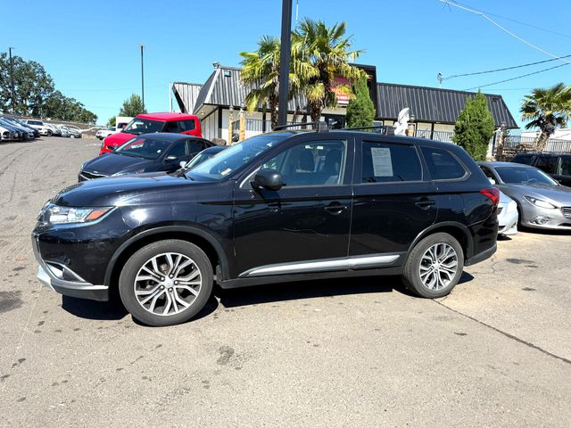 2016 Mitsubishi Outlander SE